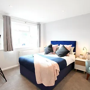 Stylish Pad Apartment
