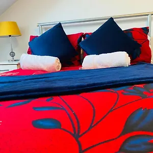 Manor Homes Bed & Breakfast