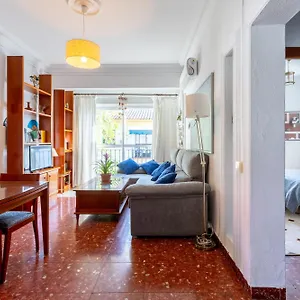 apartamento-triana-los-remedios.es-andalucia.com/