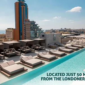 The Londoner Szálloda San Ġiljan