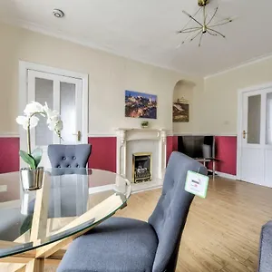 Pilton Avenue House , Edinburgh United Kingdom